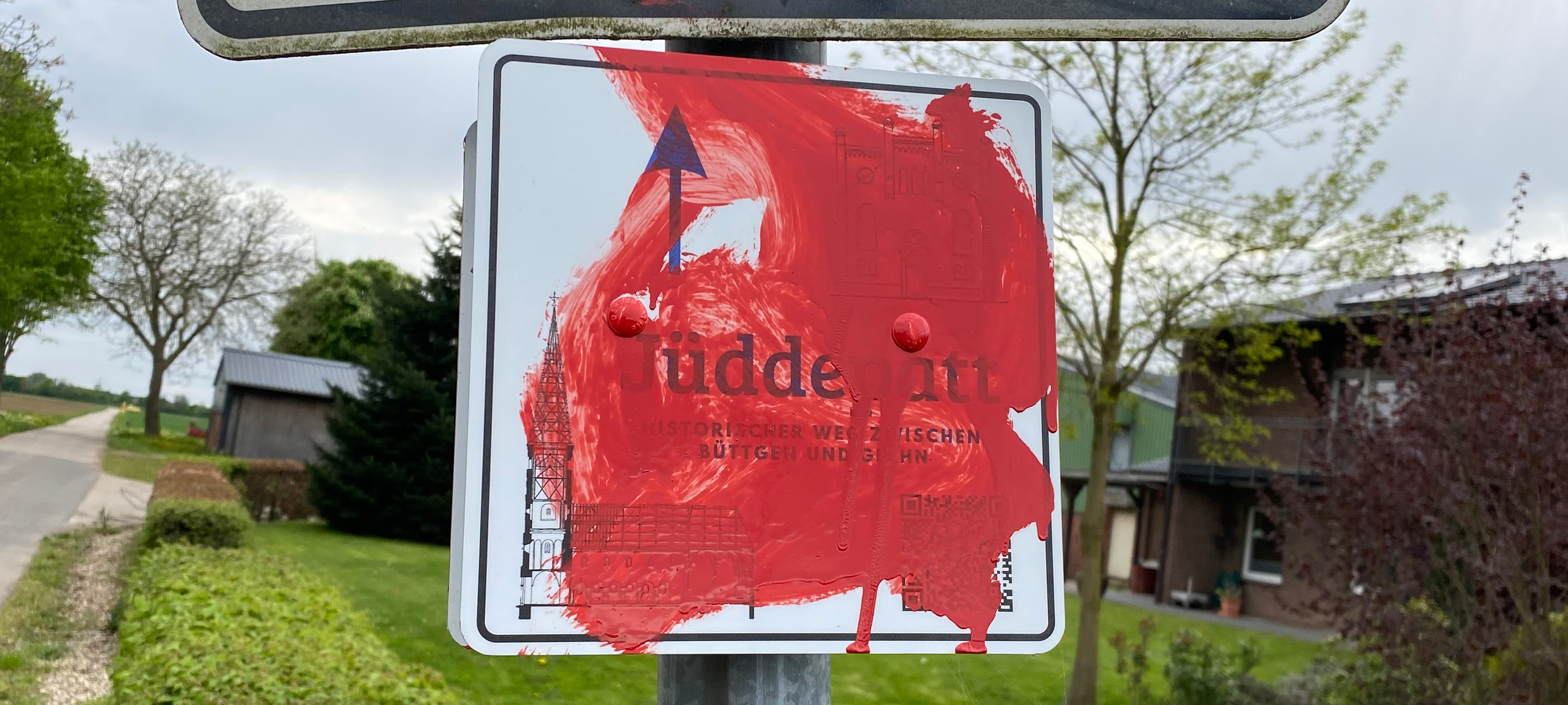 Demo nach Vandalismus an Schildern des Jüddepatts in Kaarst