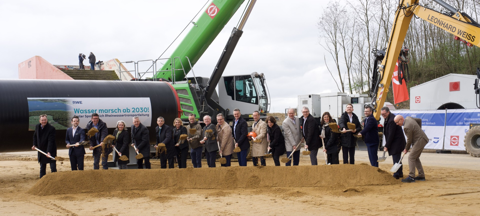 Symbolischer Spatenstich für Rheinwassertransportleitung