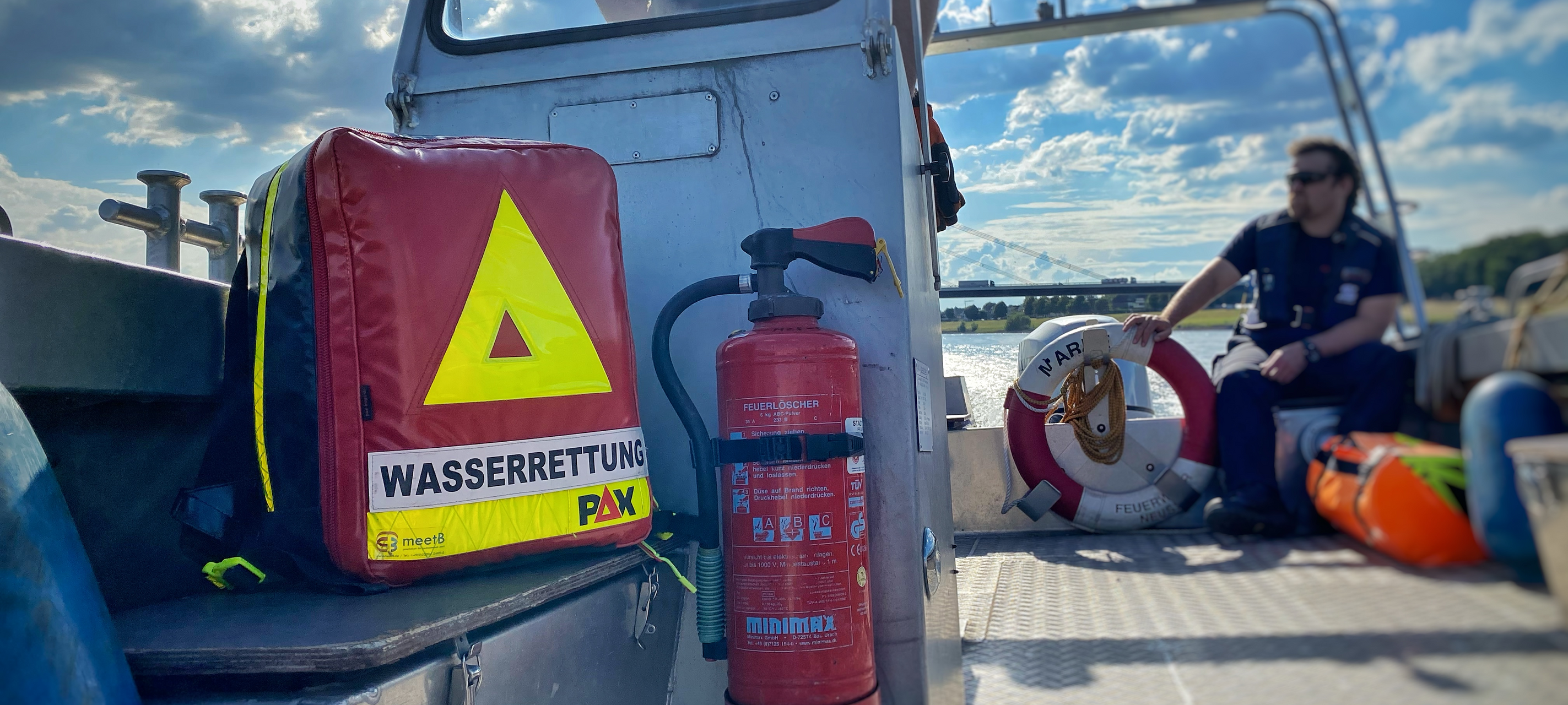 Wasserwacht Neuss warnt vor Betreten von Eisflächen